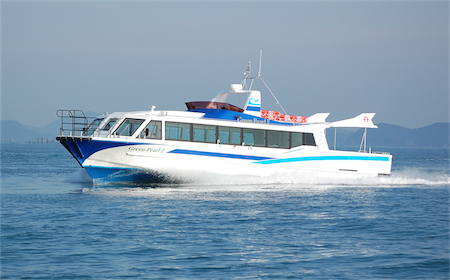 19GT passenger boat